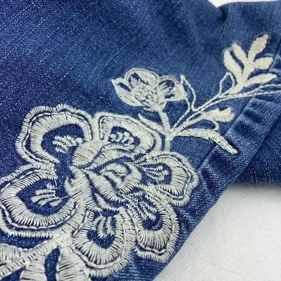 Charter Club Bristol Capri Jeans - Picture 11 of 11